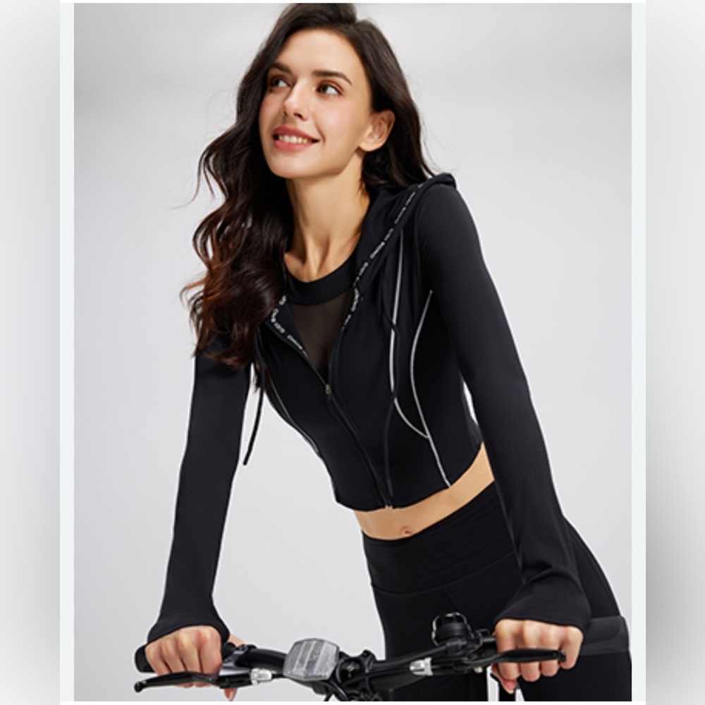 NEW Black GIDI BOHO Stretchable Sunscreen Jacket Small $143